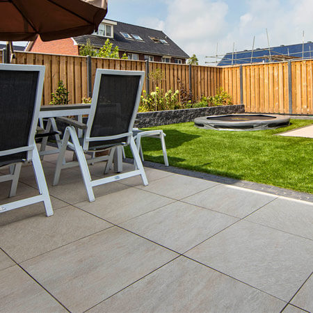 Advantages of Porcelain Pavers for Outdoor Use