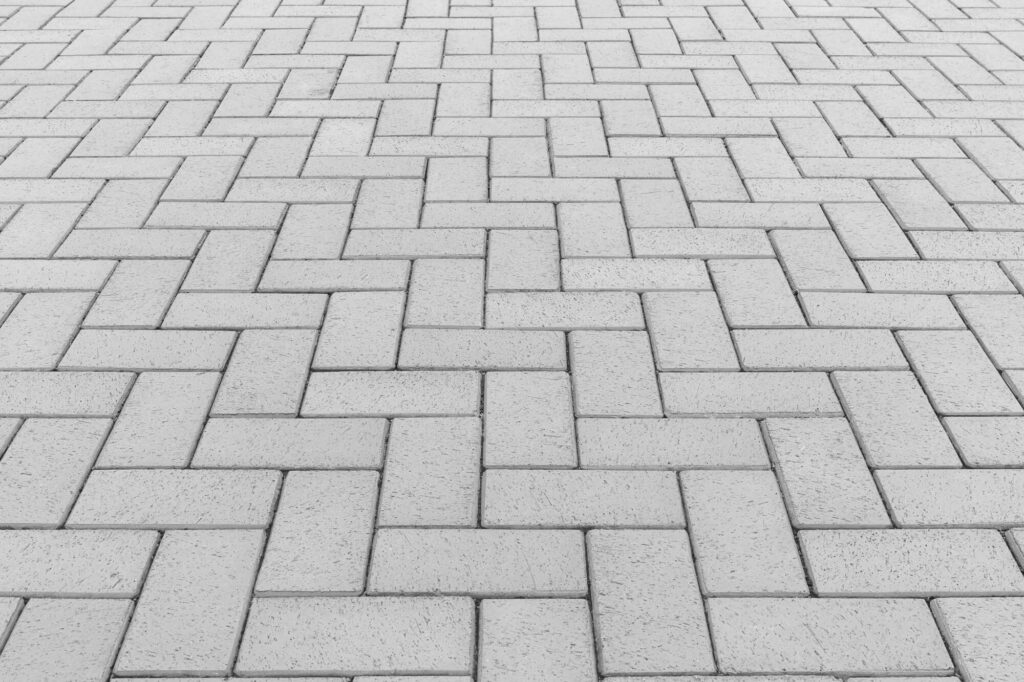 Random vs Repeating Paver Patterns